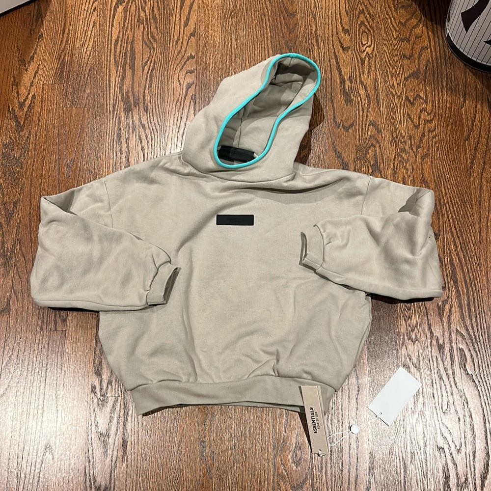 NEW Essentials Fear Of God Kids Hoodie size 10 NWT unworn